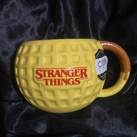 Stranger Things Butter & Maple Syrup Waffle Mug (New) - Picture 1 of 10
